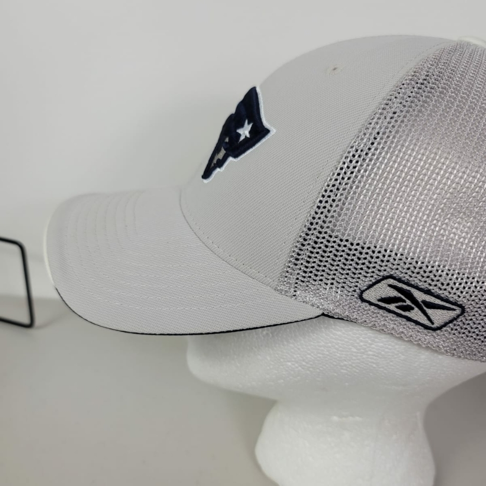 New England Patriots NFL one Sz fit all Blue Fitted Cap Hat Gray - Picture 4 of 10